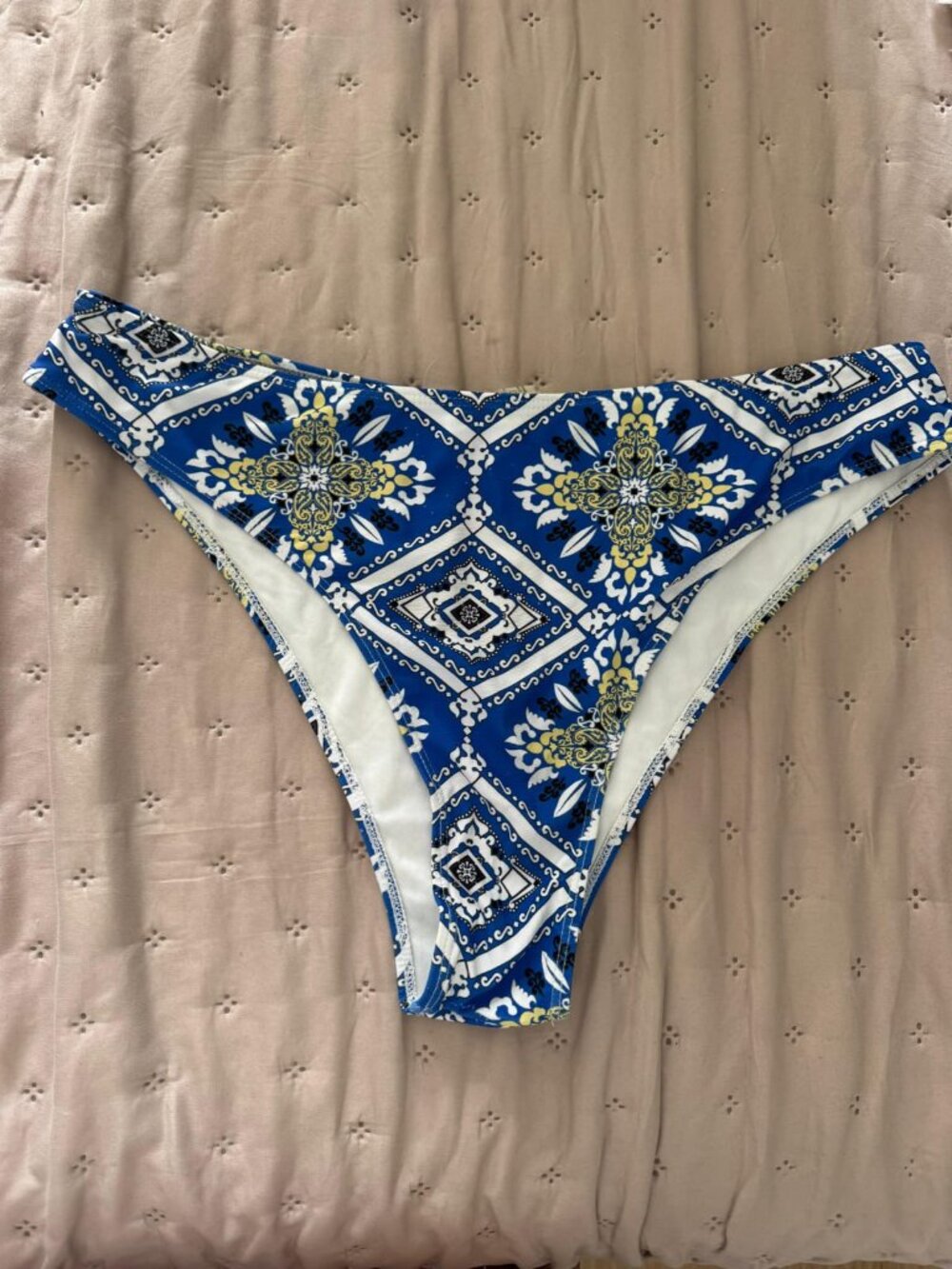 Women's Solid Low-Waist Swimsuit